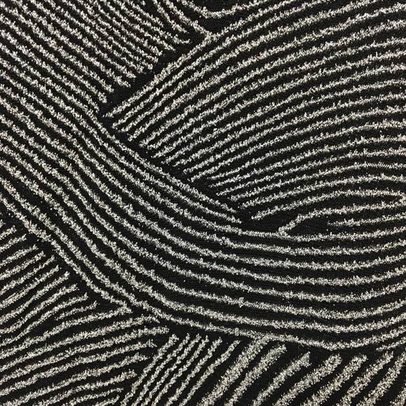 Sz XL sparkly top - Picture 3 of 3